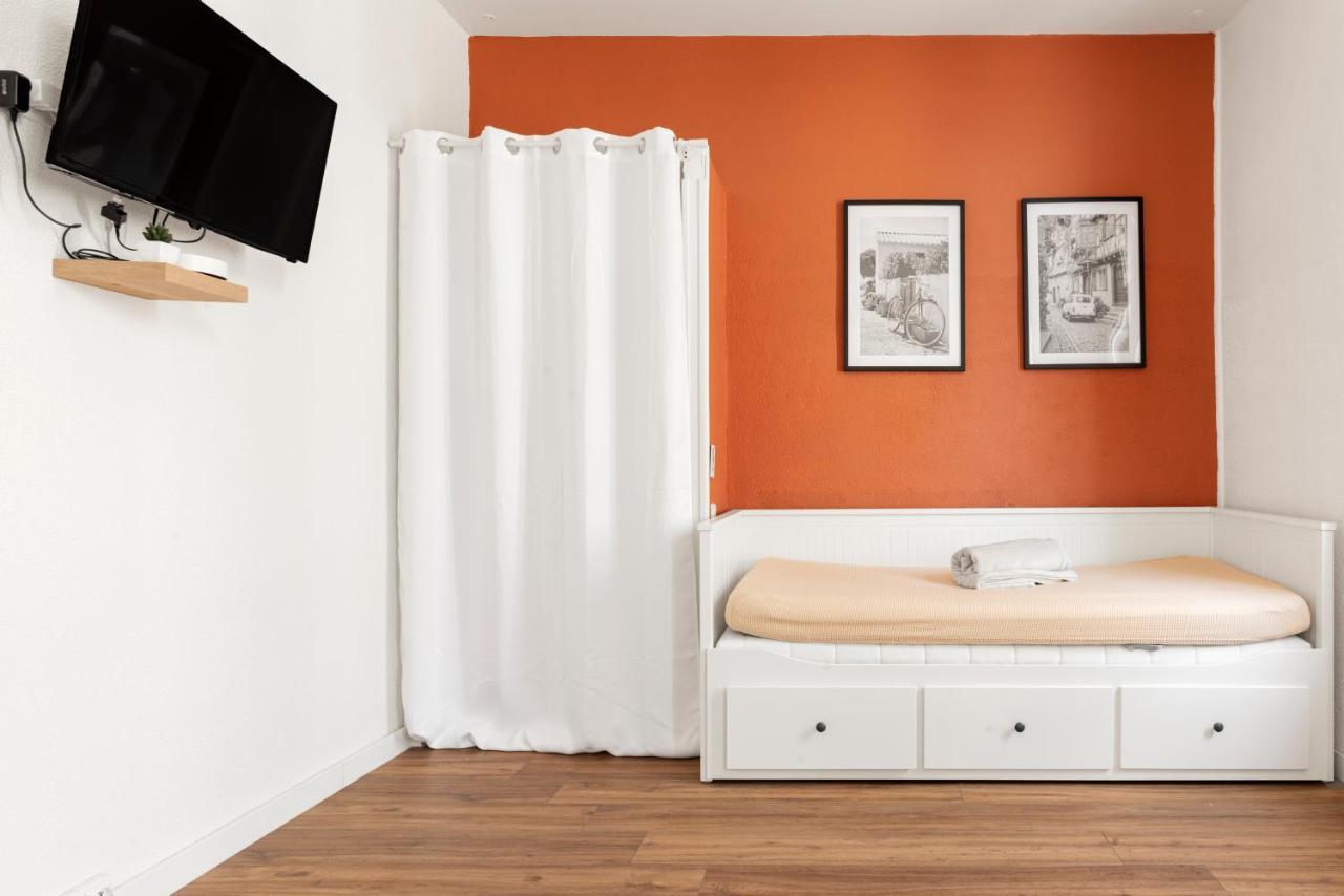 Montsejour - Studio Climatise Entre Gare & Cite Carcassonne Esterno foto